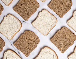 entdecken sie die vielfalt und den geschmack von brot! von traditionellen rezepten bis hin zu modernen kreationen – erfahren sie alles über die zubereitung, die besten zutaten und die verschiedenen brotsorten aus aller welt.