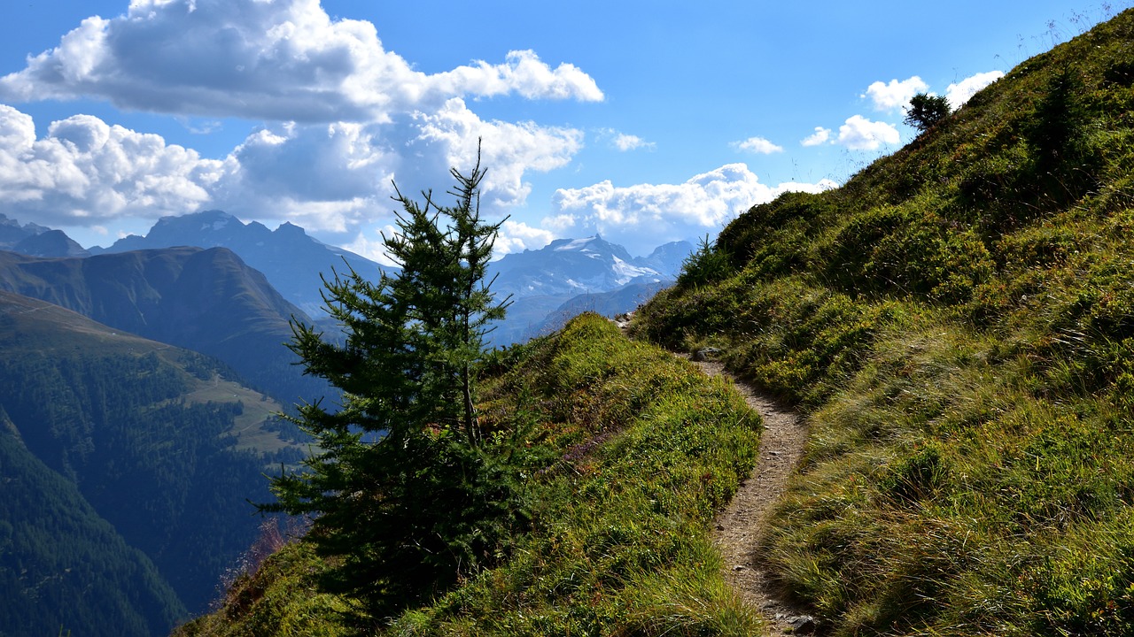 entdecken sie die schönsten wanderwege in deutschland! genießen sie atemberaubende landschaften, vielfältige routen und unvergessliche naturerlebnisse. perfekt für wanderliebhaber, die ruhe und abenteuer suchen.