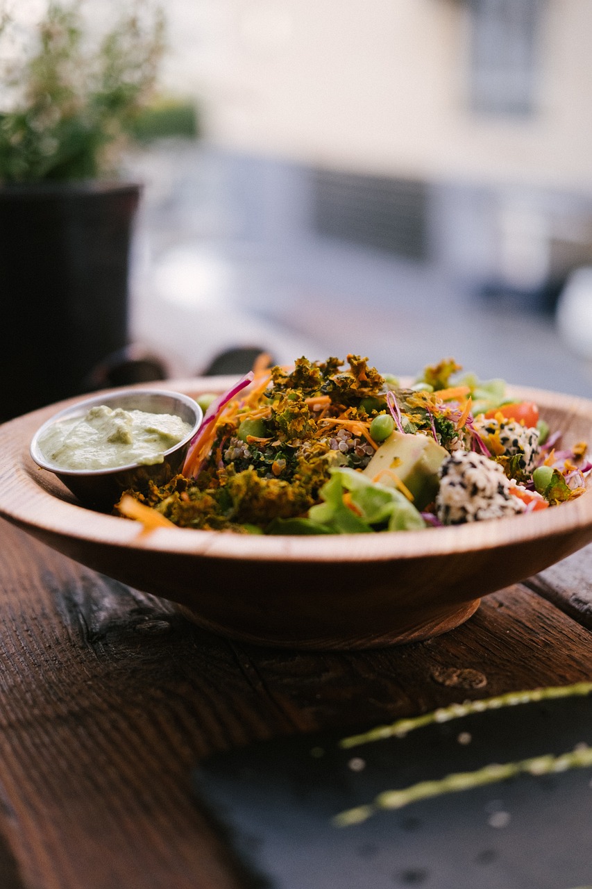 entdecken sie die perfekte salatkomposition mit frischen zutaten, knackigem gemüse und köstlichen dressings. lassen sie sich inspirieren von unseren rezeptideen für gesunde und abwechslungsreiche salate!