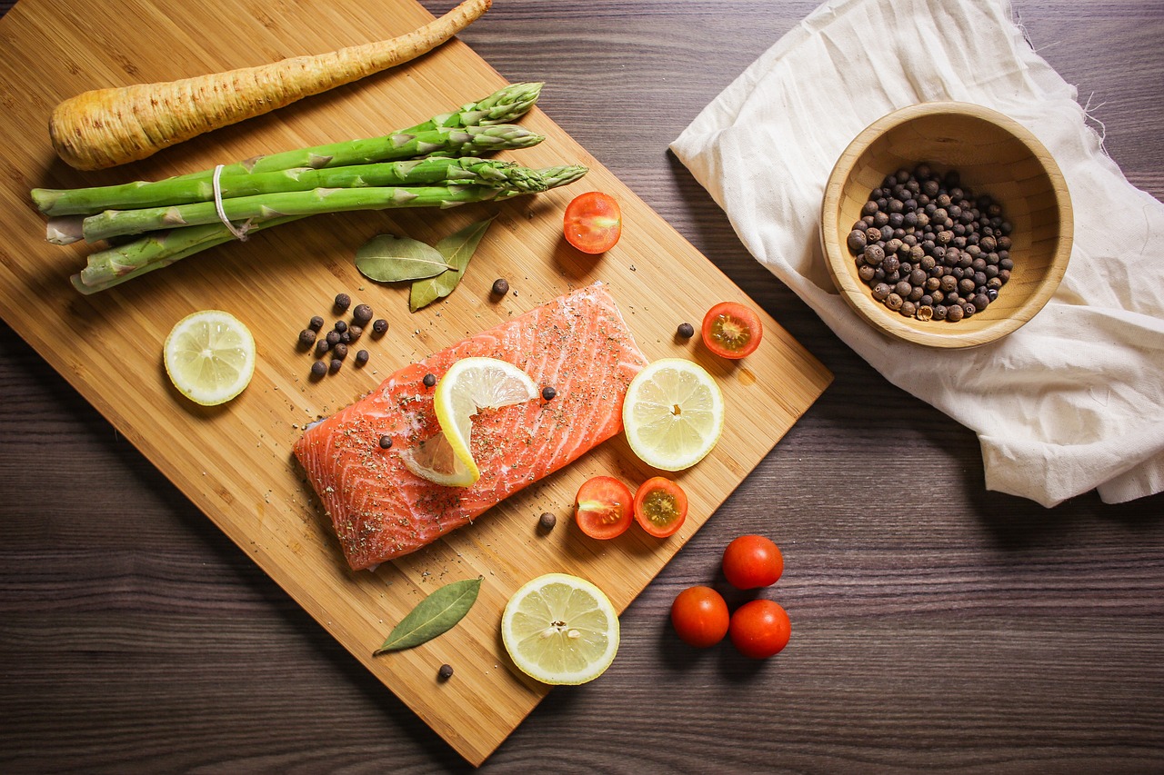 entdecken sie köstliche lachsrezepte und erfahren sie mehr über die gesundheitlichen vorteile von lachs. genießen sie gesunde und schmackhafte mahlzeiten mit frisch gefangenem lachs.